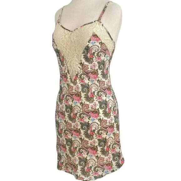 Victoria Secret Vintage Intimate Nightgown Paisley Floral Lace Gold label Size S - Picture 1 of 10